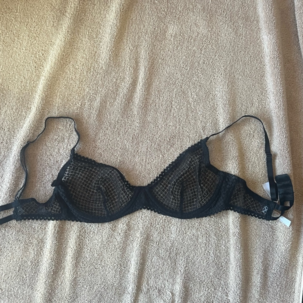 URBAN OUTFITTERS - Out from Under NO Padding Bralette